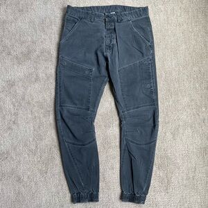 H&M Men’s Slim-fit Cargo Joggers